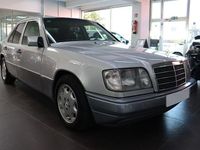 Gebraucht Mercedes E280 197 PS (144 kW) 1994 Silber Limousine