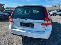 Gebraucht Volvo V70 Kinetic 181 PS (133 kW) 2016 Weiß Kombi