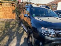 Gebraucht Dacia Duster Lauréate 114 PS (83 kW) 2017 Grau SUV
