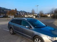 Gebraucht Skoda Superb Ambition 140 PS (102 kW) 2012 Grau Kombi