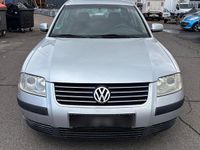 Gebraucht VW Passat 101 PS (74 kW) 2002 Silber Limousine