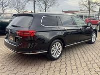 Gebraucht VW Passat Highline 150 PS (110 kW) 2016 Schwarz Kombi