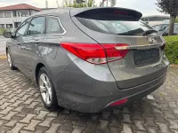 Gebraucht Hyundai i40 135 PS (99 kW) 2013 Grau Limousine