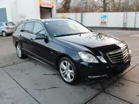 Gebraucht Mercedes E250 204 PS (150 kW) 2011 Blau Kombi