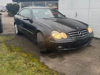 Gebraucht Mercedes CLK200 184 PS (135 kW) 2008 Schwarz Coupé