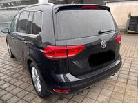 Gebraucht VW Touran Highline 150 PS (110 kW) 2016 Schwarz Van / Kleinbus