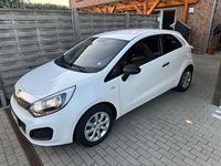 Gebraucht Kia Rio 86 PS (63 kW) 2012 Weiß Kleinwagen