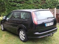 Gebraucht Ford Focus Sport 116 PS (85 kW) 2005 Schwarz metallic Kombi