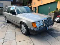 Gebraucht Mercedes 300 109 PS (80 kW) 1988 Gold Kombi