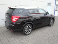 Gebraucht SsangYong Tivoli 163 PS (119 kW) 2021 Space black 2tone (met) SUV