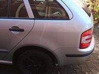Gebraucht Skoda Fabia 75 PS (55 kW) 2004 Silber Kleinwagen