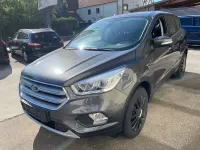 Gebraucht Ford Kuga Trend 120 PS (88 kW) 2018 Grau SUV
