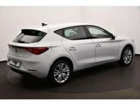 Neu Seat Leon Style 150 PS (110 kW) 2025 Glacial weiß metallic Limousine