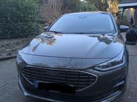 Gebraucht Ford Focus Titanium 125 PS (91 kW) 2022 Grau Kleinwagen