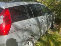 Usado Mazda 5 110 HP (80 kW) 2006 Prateado Monovolume