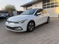 Gebraucht VW Golf VIII Move 150 PS (110 kW) 2023 Weiß Limousine