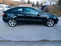 Gebraucht Mercedes C180 143 PS (105 kW) 2004 Schwarz Coupé