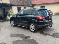 Gebraucht VW Tiguan 140 PS (102 kW) 2008 Schwarz SUV