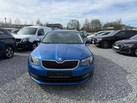 Usado Skoda Octavia Joy 179 HP (131 kW) 2017 Azul Carrinha