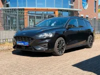 Gebraucht Ford Focus ST-Line X 155 PS (114 kW) 2021 Schwarz Limousine