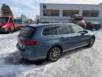 Gebraucht VW Passat Highline 239 PS (175 kW) 2015 Blau Kombi