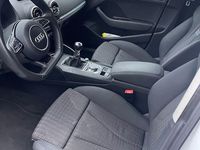 Gebraucht Audi A3 Ambition 140 PS (102 kW) 2013 Weiß Limousine