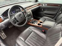 Gebraucht VW Phaeton 245 PS (180 kW) 2015 Schwarz Limousine