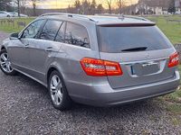 Gebraucht Mercedes E220 180 PS (132 kW) 2010 Grau Kombi