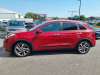 Gebraucht Kia Niro Spirit 141 PS (103 kW) 2017 Rot SUV