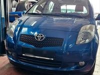 Gebraucht Toyota Yaris 87 PS (63 kW) 2008 Blau Kleinwagen