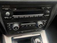 Second-hand BMW 320 150 CP (110 kW) 2007 Argintiu Berlinǎ