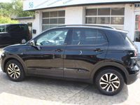 gebraucht VW T-Cross - Active TSI Navi Sitzh PTSv+h Notbremsass