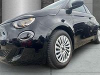 Gebraucht Fiat 500e 86 kW (118 PS) 2023 Onyx schwarz Kleinwagen