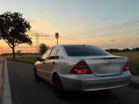 Gebraucht Mercedes C180 145 PS (106 kW) 2003 Grau Limousine
