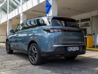 Gebraucht Peugeot e-5008 Allure 156 kW (213 PS) 2026 Blau / SUV