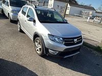 Gebraucht Dacia Sandero Prestige 90 PS (66 kW) 2014 Grau Limousine