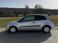 Gebraucht Ford Fiesta 69 PS (50 kW) 2007 Grau Kleinwagen