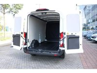 Gebraucht Ford Transit Trend 131 PS (96 kW) 2024 Frostweiß Van / Kleinbus