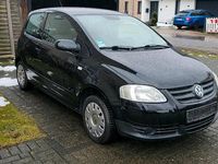 Gebraucht VW Fox 55 PS (40 kW) 2009 Schwarz Kleinwagen