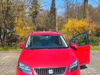 Używany Seat Alhambra I-Tech 177 KM (130 kW) 2014 Czerwony Minivan