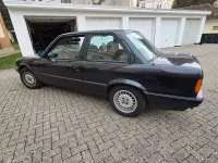 Gebraucht BMW 316 Performance 102 PS (75 kW) 1990 Schwarz Limousine