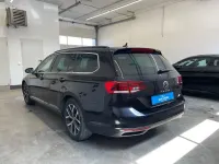 Gebraucht VW Passat Business 150 PS (110 kW) 2023 Deep black perleffekt Kombi