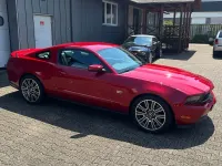 Gebraucht Ford Mustang GT Premium 320 PS (235 kW) 2010 Rot Coupé