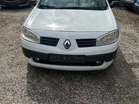 Gebraucht Renault Mégane II 82 PS (60 kW) 2003 Weiß Limousine