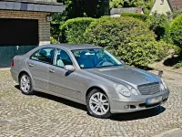Gebraucht Mercedes E320 204 PS (150 kW) 2005 Grau Limousine