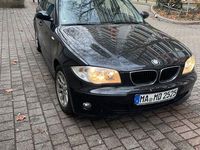 Gebraucht BMW 118 143 PS (105 kW) 2006 Schwarz Kleinwagen