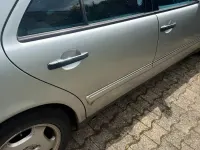 Gebraucht Mercedes E240 170 PS (125 kW) 1998 Silber Limousine