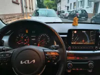 Gebraucht Kia Stonic 101 PS (74 kW) 2022 Weiß SUV