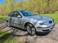 Usata Seat Leon 75 CV (55 kW) 2001 Argento Utilitaria