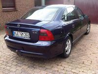 Gebraucht Opel Vectra 156 PS (114 kW) 1999 Blau Limousine